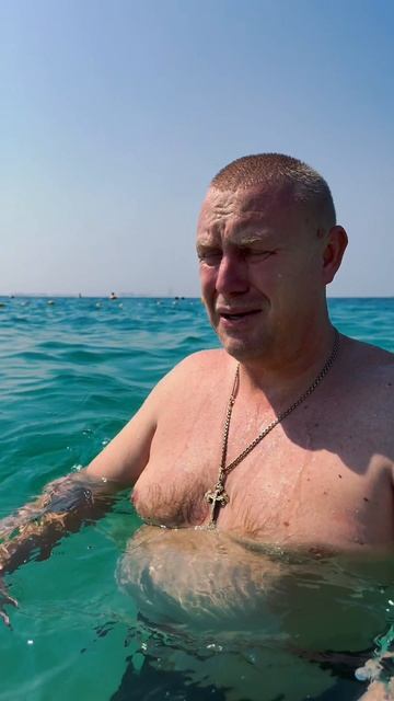 Жизнь- слезы😁