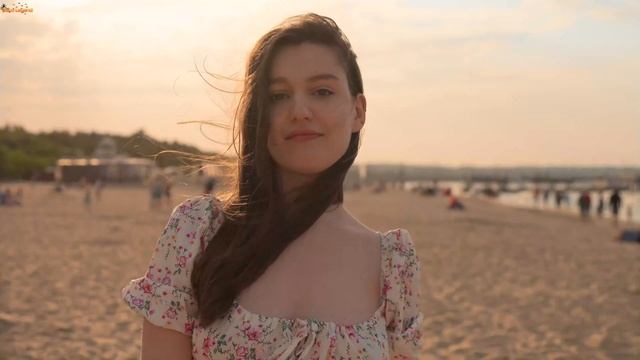 DNDM & Mr Salama - Make Me Feel (Retro Dance Vibes) смотреть онлайн