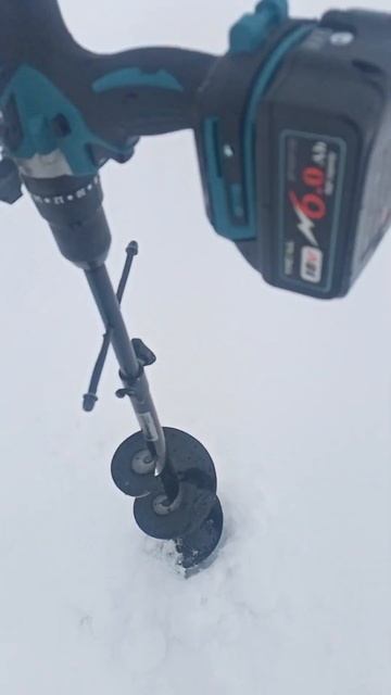 ❄️Проверка аккумулятора TPcell 6Ah на зимней рыбалке ❄️ смотреть онлайн