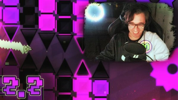 СТАЛ СТАРШИМ МОДЕРАТОРОМ НА СЕРВЕРЕ 2.2 в Geometry Dash