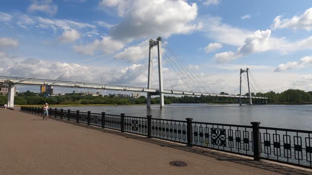 Красноярск, вантовый мост июль 2023г. смотреть онлайн