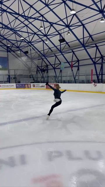 аксель от Алектандры Трусовой смотреть онлайн