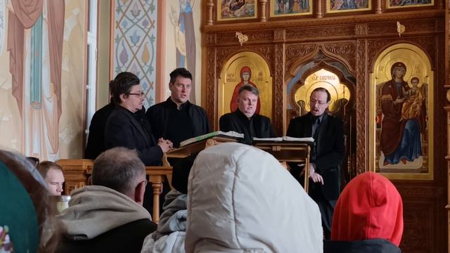 Хор монахов в церкви иконы Божией Матери Живоносный @ о. Валаам