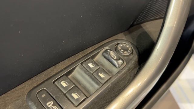 Peugeot 308 I Рестайлинг, 2012 смотреть онлайн