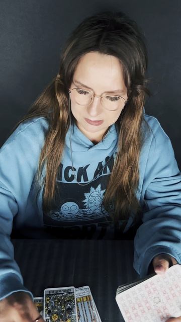 Стоит ли вам рассчитывать на этого мужчину? #таро #ранти #эзотерика #таролог #магия