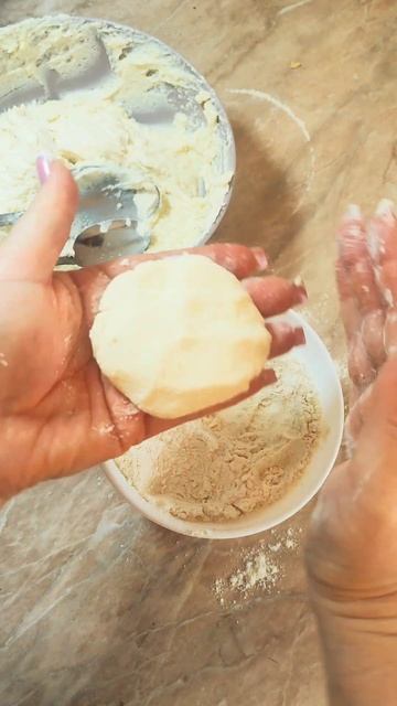 Русские сырники из сербских продуктов #сербия #назавтрак #рецепты #творог #сырники смотреть онлайн