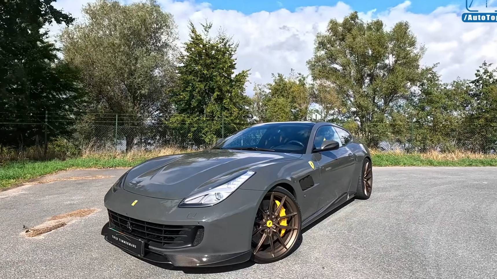 Ferrari GTC4 Lusso T – | 300KM/час тест на автобане | 4K смотреть онлайн