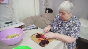 ВИНЕГРЕТ по-пенсионерски Неспешное приготовление дома Когда все проблемы подождут ВКУСНЫЙ