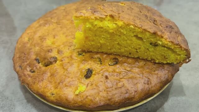 Тыквенный пирог в духовке / Самый вкусный и простой рецепт тыквенного пирога - пышный, влажный