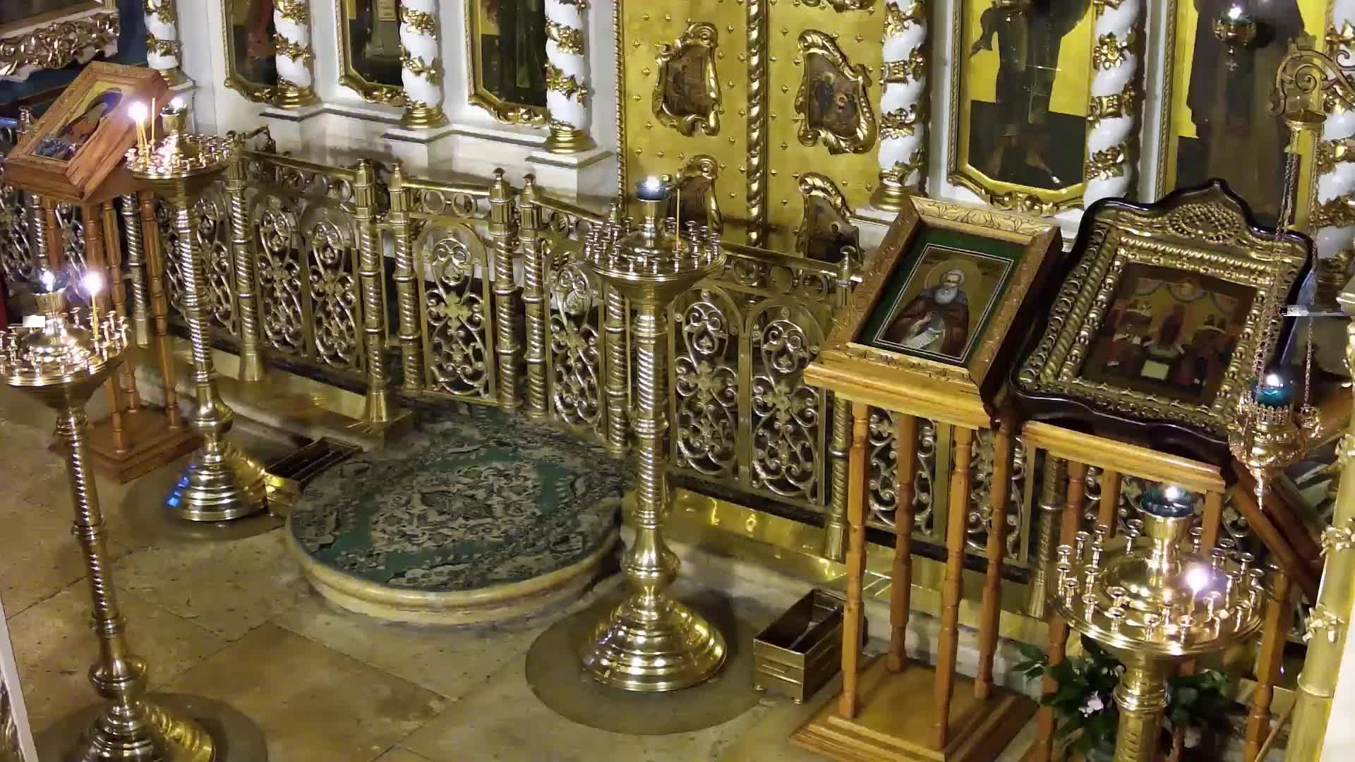 Вмч. Димитрия Солунского. Воспоминание великого трясения , бывшего в Царьграде. Утреня, Литургия. смотреть онлайн