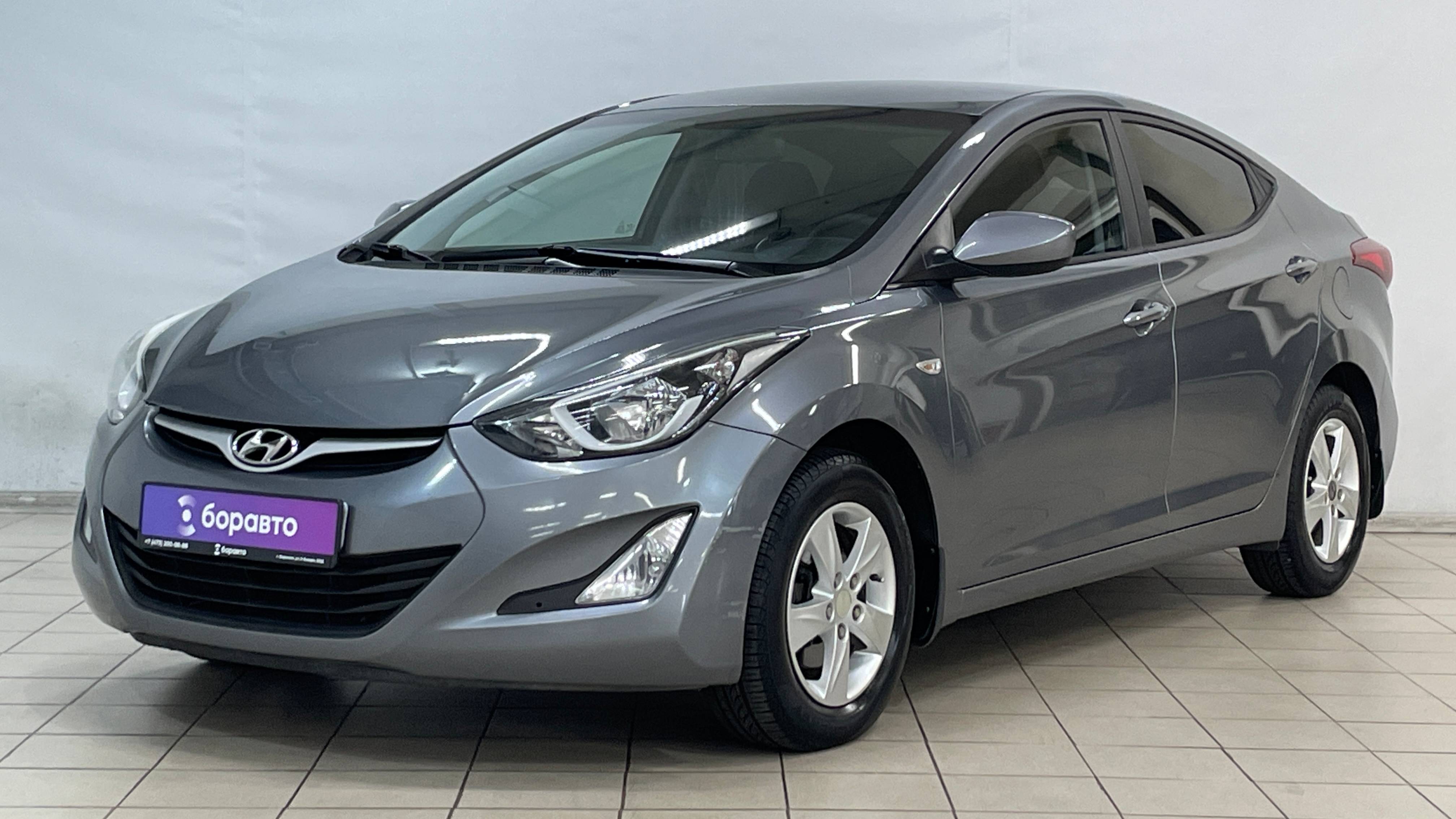 HYUNDAI ELANTRA смотреть онлайн