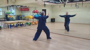 18 форм Тайцзи Цигун короткая версия выполняет Каролик И.А.