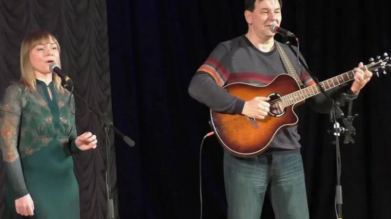 Ирина и Андрей Колесниковы. Мальчишка Моцарт. смотреть онлайн