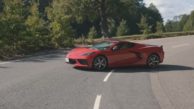 Обзор Corvette C8 2020 года выпуска