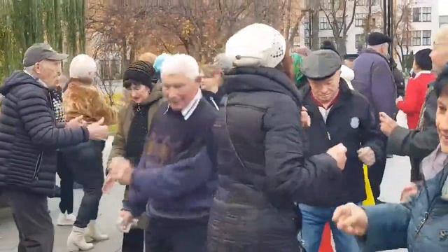 ОБАЛДЕННО КРАСИВЫЙ!!НОЯБРЬ 2025  #kharkiv