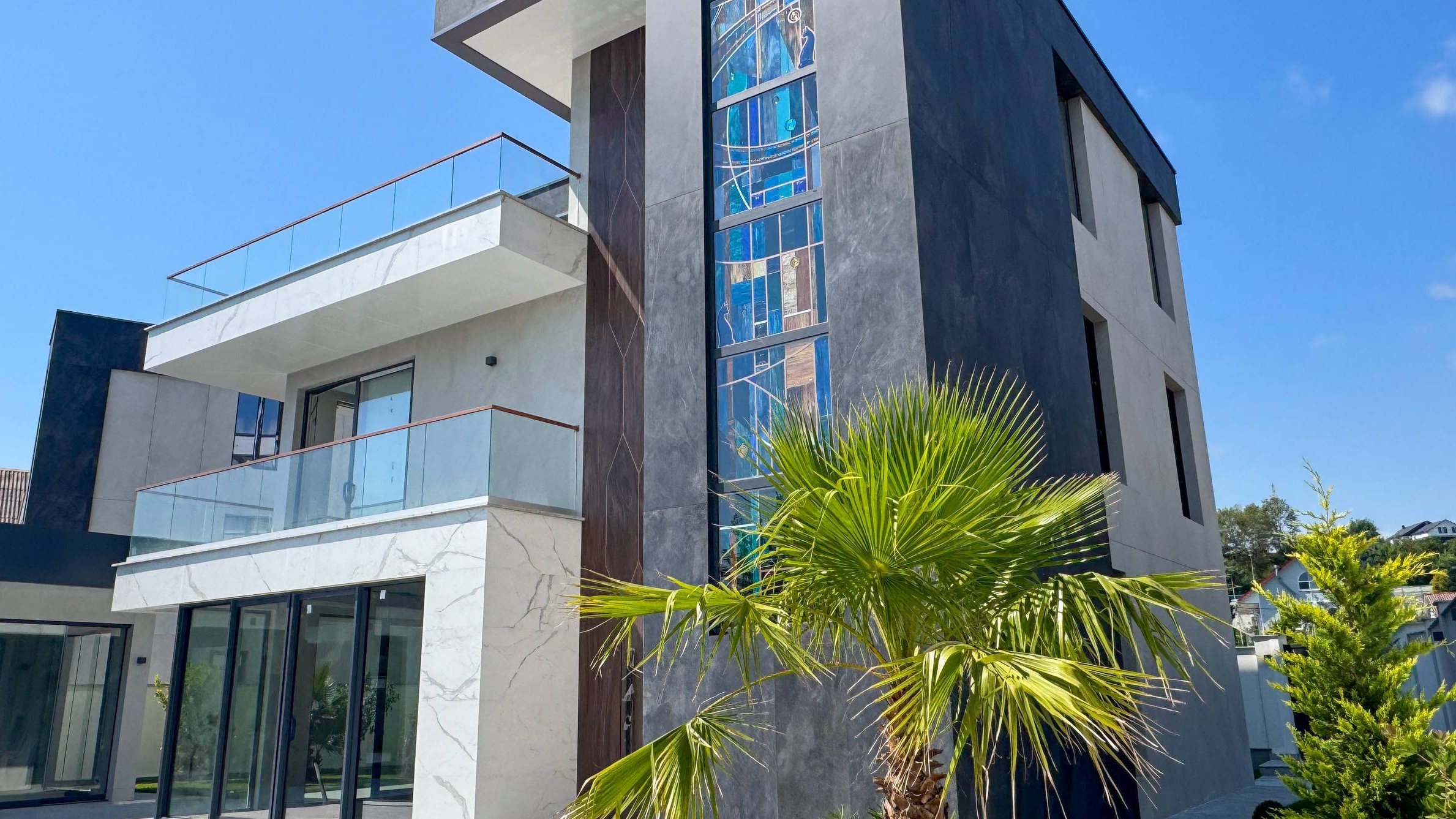 ВИЛЛЫ С АРТ ОБЪЕКТОМ смотреть онлайн