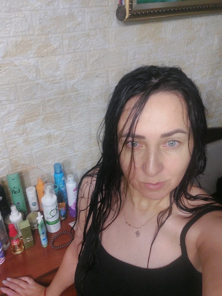 утрешний душ с чашечкой кофе смотреть онлайн