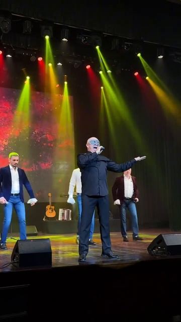 Россия умеет удивлять! Вьетнам — в полном шоке и восторге! #обнимитесьмиллионы #unitysongs2025 смотреть онлайн
