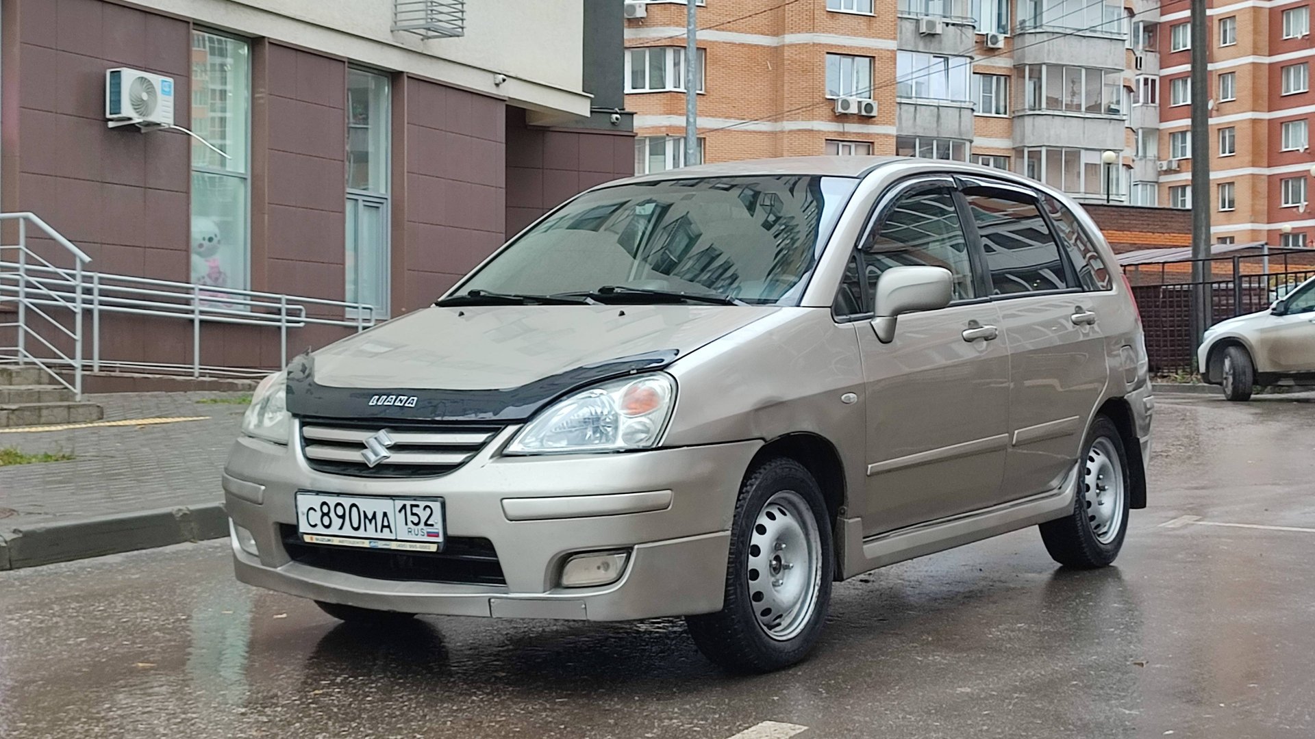 Suzuki Liana 2004 г.в. 1,6 АКПП 4WD смотреть онлайн