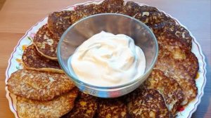 Эти оладушки из кабачка и яблока просто тают во рту! Нежные, пышные и очень вкусные!