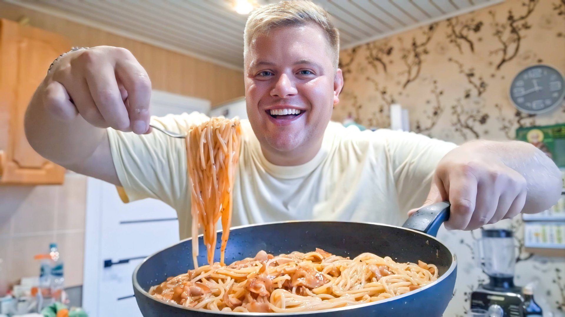 ПОГОВОРИМ О ЗДОРОВЬЕ ГОТОВИМ ПОЛЕЗНУЮ ИТАЛЬЯНСКУЮ ПАСТУ С ОЛИВКОВЫМ МАСЛОМ И БЕКОНОМ смотреть онлайн