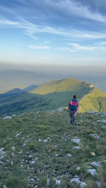 Кадры из ночного восхождения на Ртань. Полная версия уже на канале #mountains #србија #planinarenje смотреть онлайн