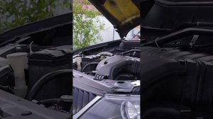 Установка газовых амортизаторов капота на Mitsubishi Outlander 2/XL