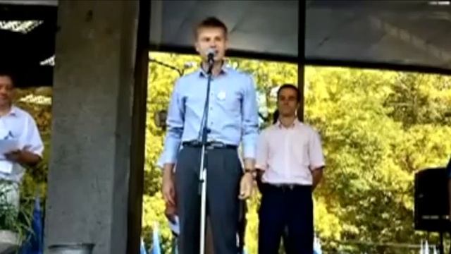 Гончаренко 10 лет назад. У власти националисты. Русский язык надо отстаивать. 🤔 смотреть онлайн