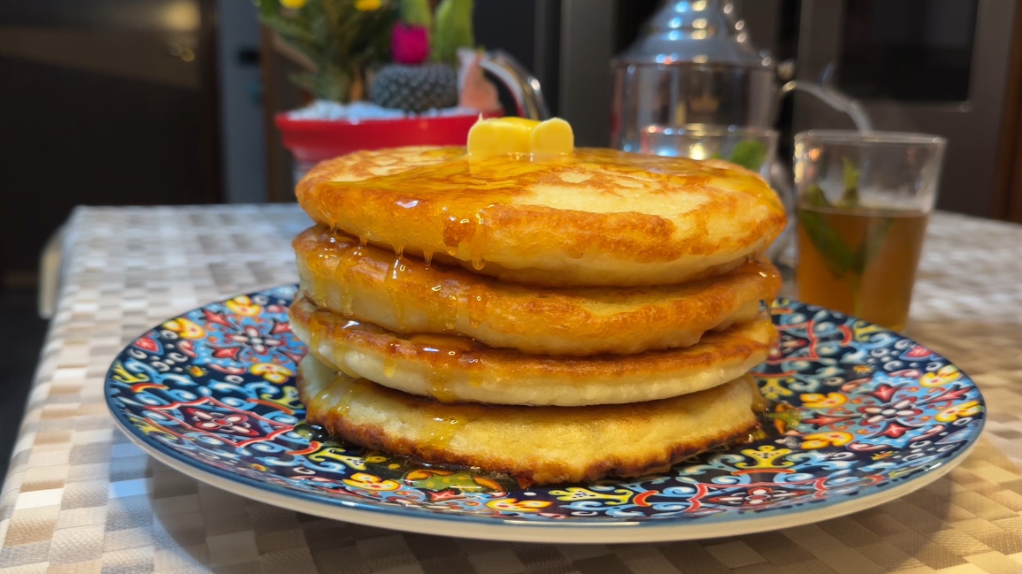 ПЫШНЫЕ ВОЗДУШНЫЕ МАРОККАНСКИЕ ОЛАДЬИ «МХАНФАР» - БЕЗ ЯИЦ И МОЛОКА