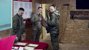 В группировке войск "Север" за отвагу и воинскую доблесть наградили отличившихся бойцов
