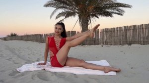 BEACH YOGA #yoga #contortion #stretching