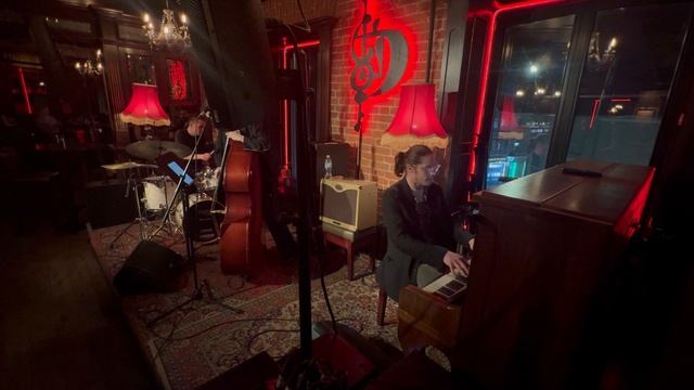 Jazzhouse Trio — Birdie