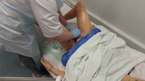 Уход за постоянным мочевым катетером Фолея у мужчин