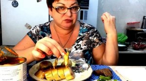 a-zelen-i-ikra-dlia-perestaltiki-pochti-rodstvenniki-a-menia-ne-uznali-peredaiu-privet-opiat-ryba-no