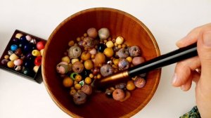 АСМР ШУРШАНИЕ. МЯГКОЕ ПЕРЕКАТЫВАНИЕ  ДЕРЕВЯННЫХ БУСИН.