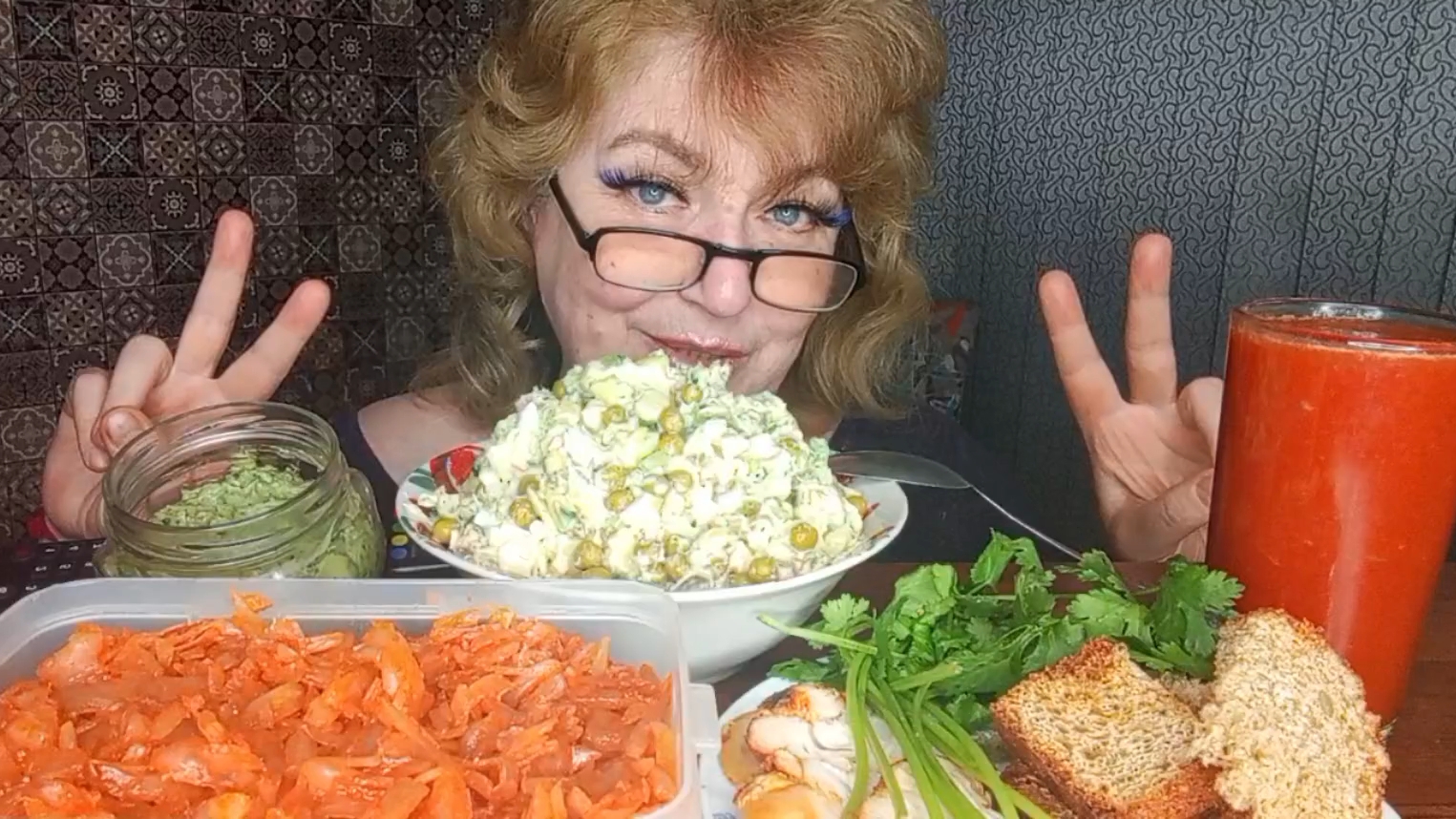 МУКБАНГ"ЕСТЬ ТАКОЕ НЕВОЗМОЖНО" МУКБАНГ/ЕДАНАКАМЕРУ/ смотреть онлайн