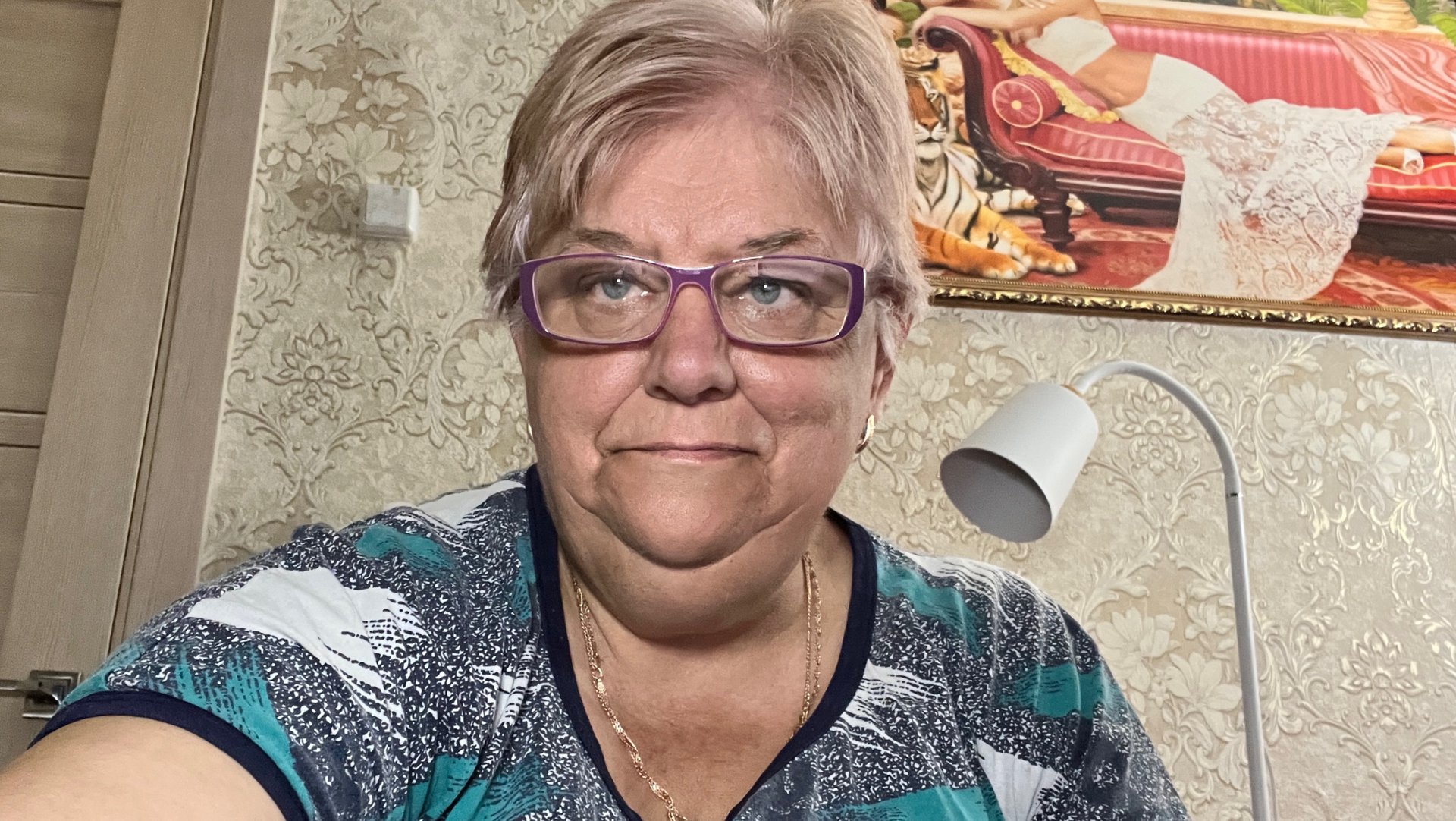 #2-09.11.25 - ✨ПРЕДСТАВИЛА ИНТЕЛЛИГЕНТНУЮ СЕМЬЮ - СКУКОТИЩА ✨ смотреть онлайн