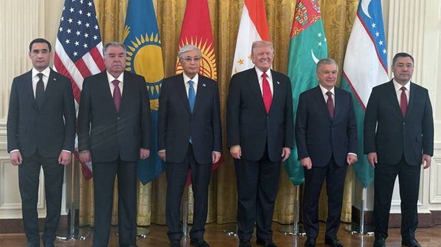 Вопросы и ответы 09 11 2025 Почему начальство США ещё любят, а РФ - уже презирают смотреть онлайн