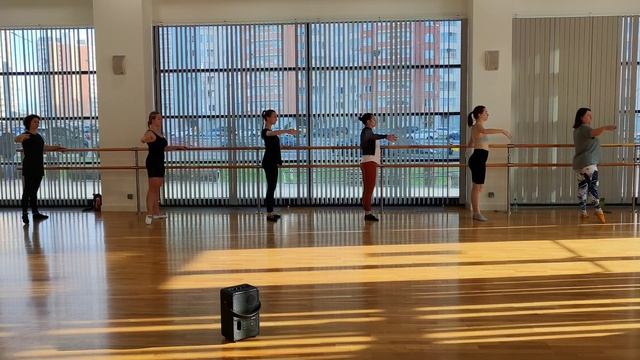 Упражнения у станка для взрослых | боди-балет