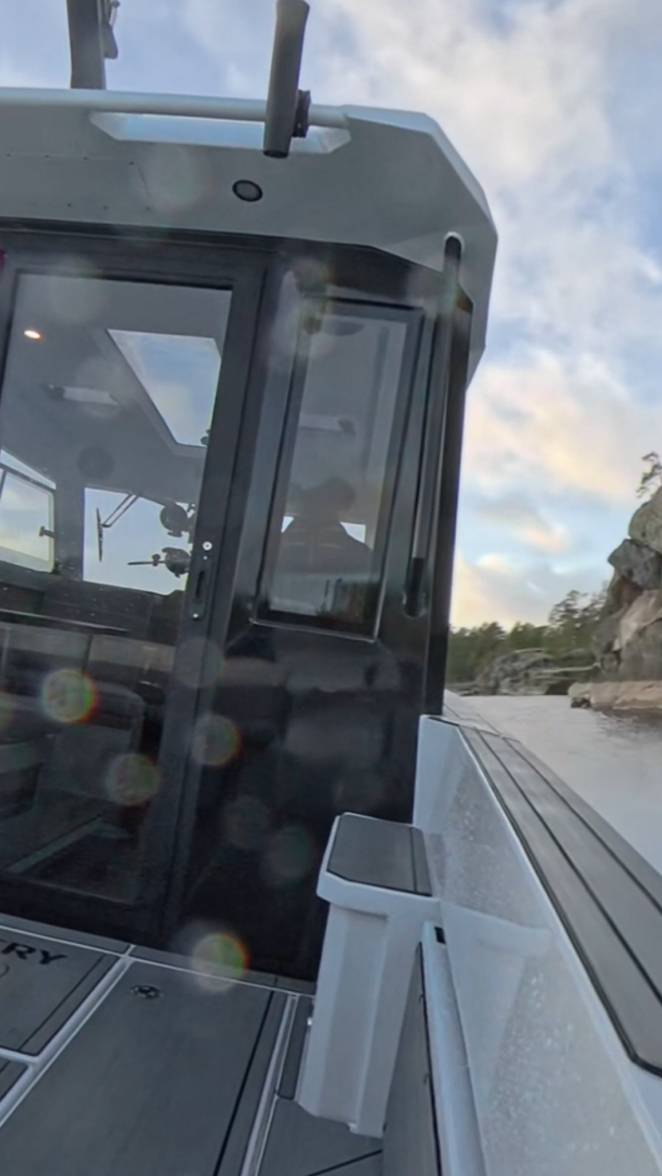 Мир шатается, а он стоит!!! Discovery 650 в наличии!!! смотреть онлайн