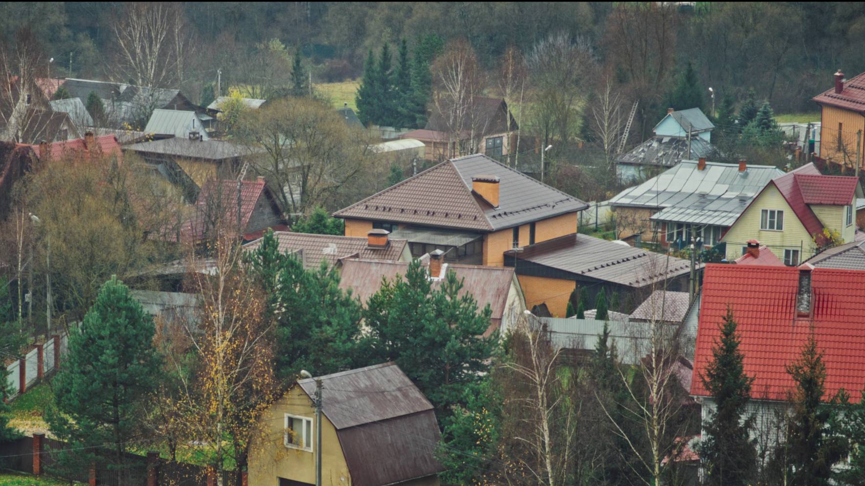 Осеннее настроение - навеянное Середневским лесом и жителями улицы братьев Бромлей смотреть онлайн
