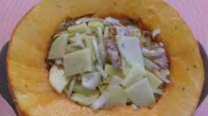 Вкуснейший и полезный рецепт. Фаршированная тыква с мясом и картошкой. и с луком.