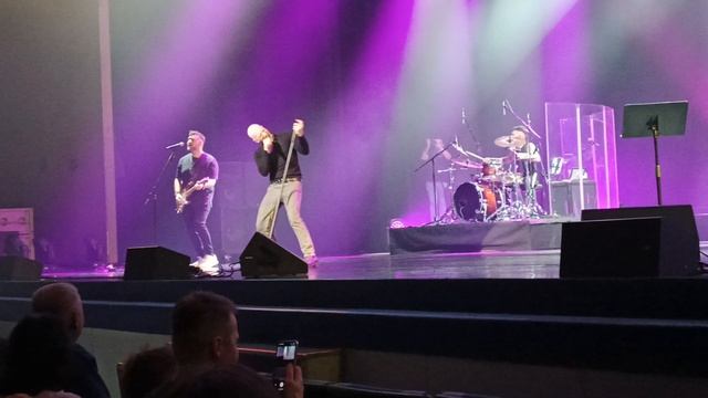 Pierre Edel With His Cover Of I Don't Want To Miss A Thing By Aerosmith