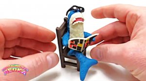 АКУЛА ЧИТАЕТ ГАЗЕТУ