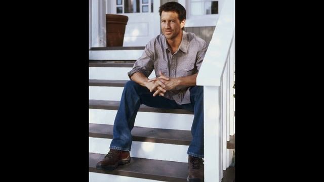 Джеймс Дентон ( James Denton ) смотреть онлайн