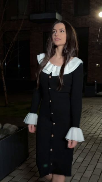 Когда харизмой и энергией веет даже через экран😁— Adjo - «Грация» на всех музыкальных площадках! смотреть онлайн