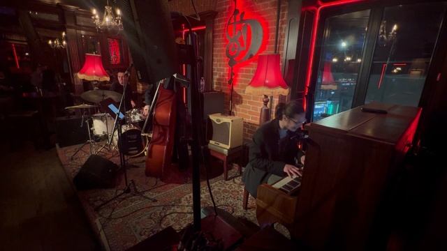 Jazzhouse Trio — Lullaby