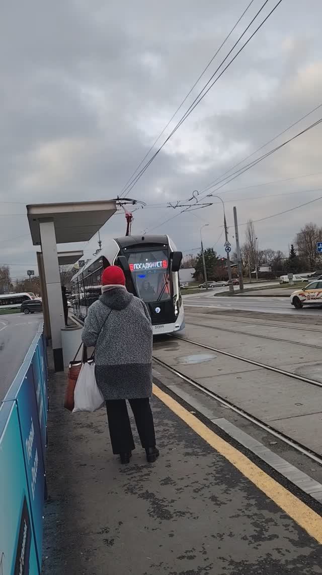 Трамвай 71-931 Витязь борт 31399, посадки нет смотреть онлайн