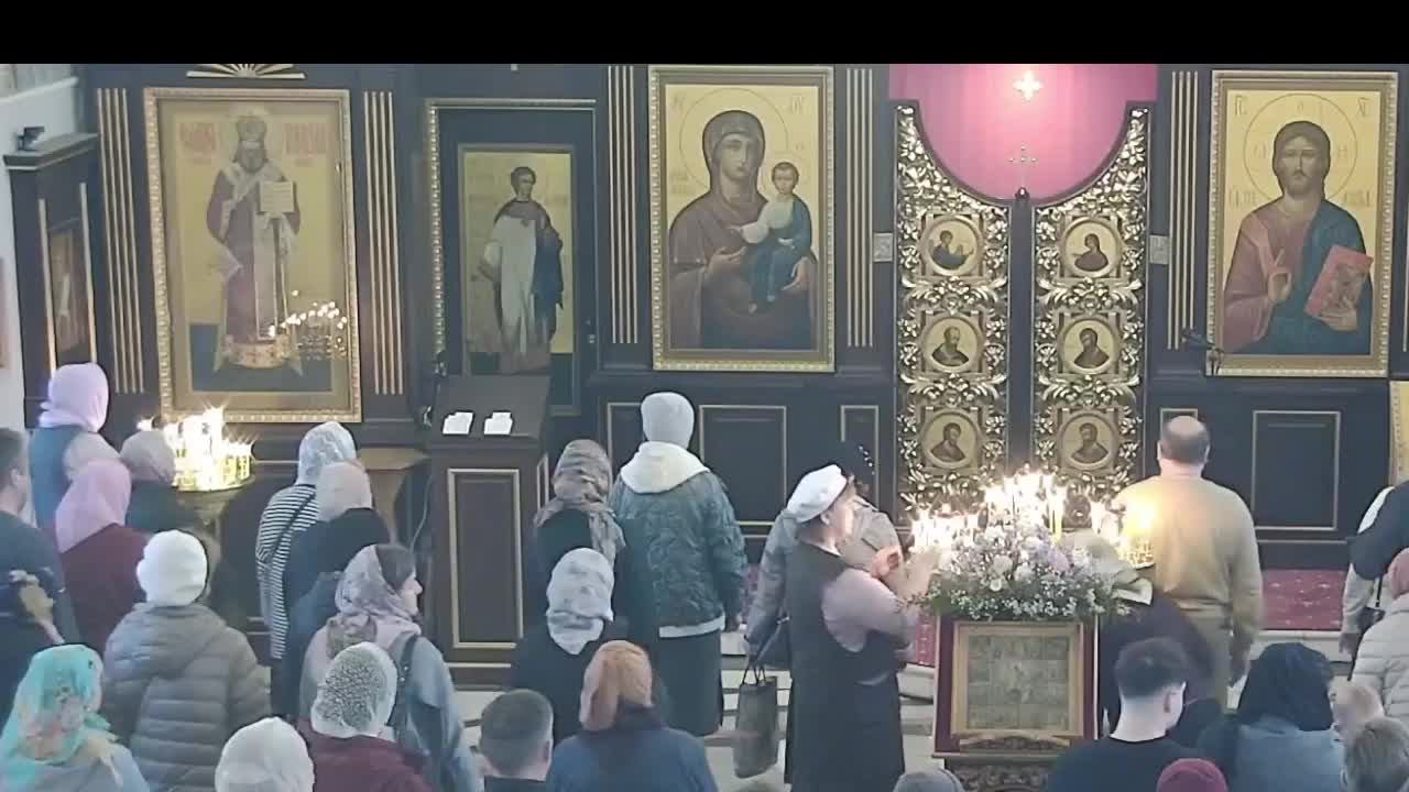 09.11.2025 Божественная Литургия. Воскресенье. Неделя 22-я по Пятидесятнице. смотреть онлайн