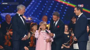 Путин позвонил Пахмутовой во время праздничного концерта   / События на ТВЦ